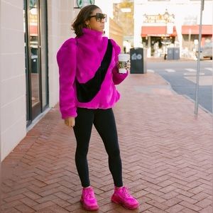 NIKE SPORTSWEAR SWOOSH FAUX FUR JACKET